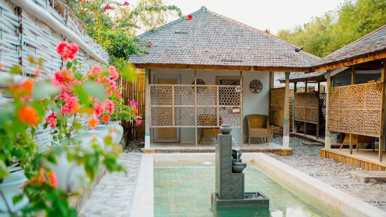 Bungalow Cafe Gili Beachfront Gili Meno Exterior photo