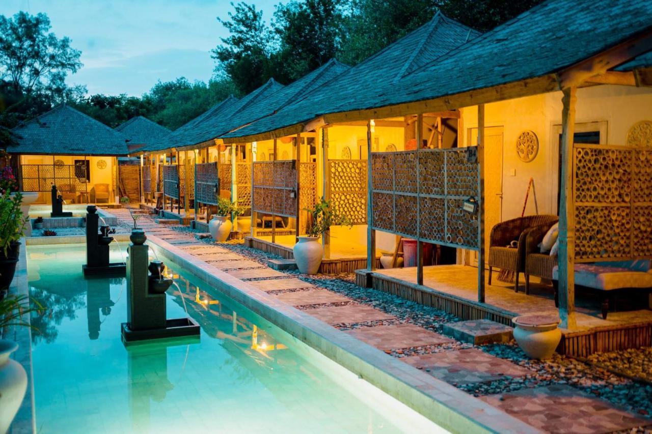 Bungalow Cafe Gili Beachfront Gili Meno Exterior photo